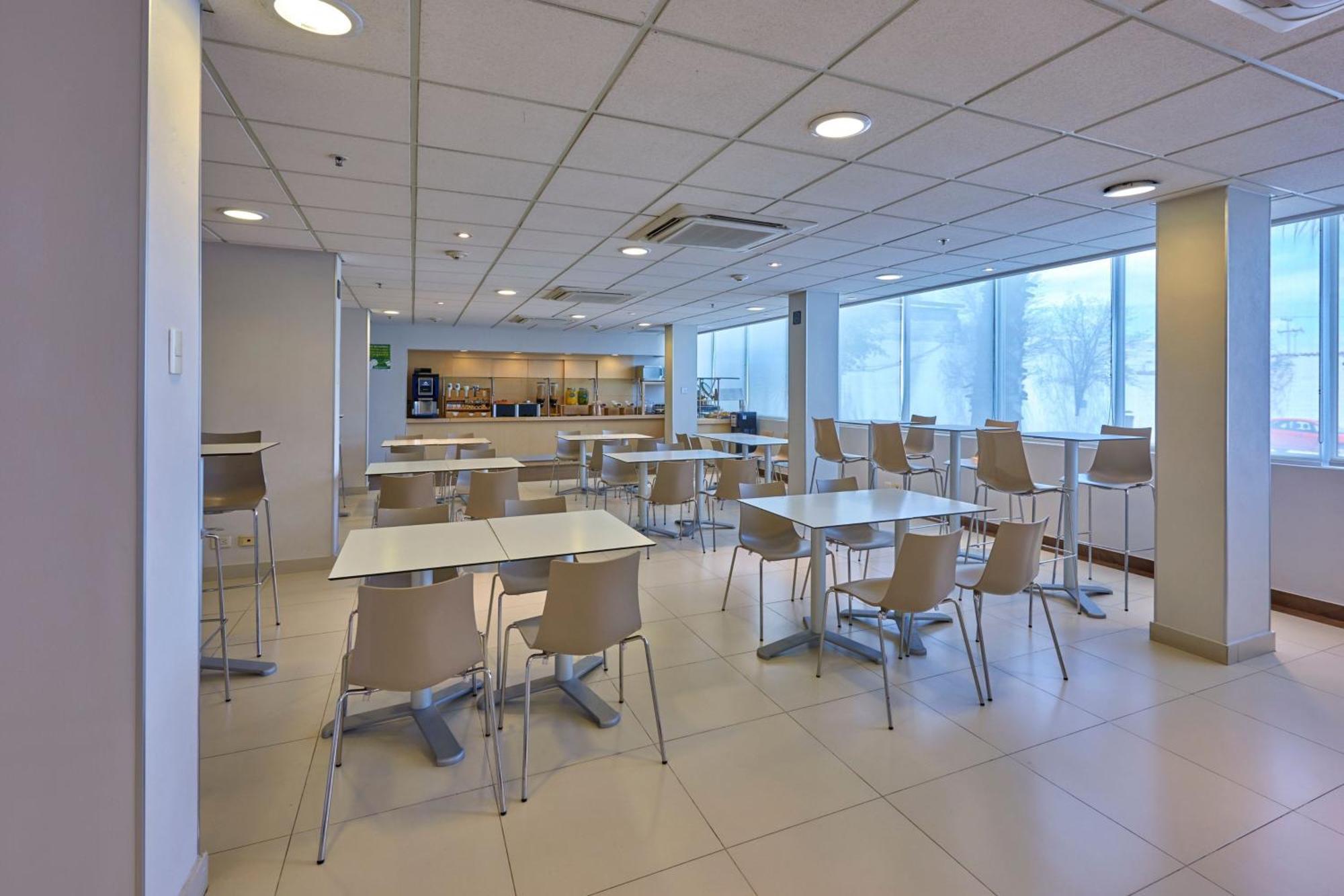 City Express By Marriott Saltillo Sur Ngoại thất bức ảnh