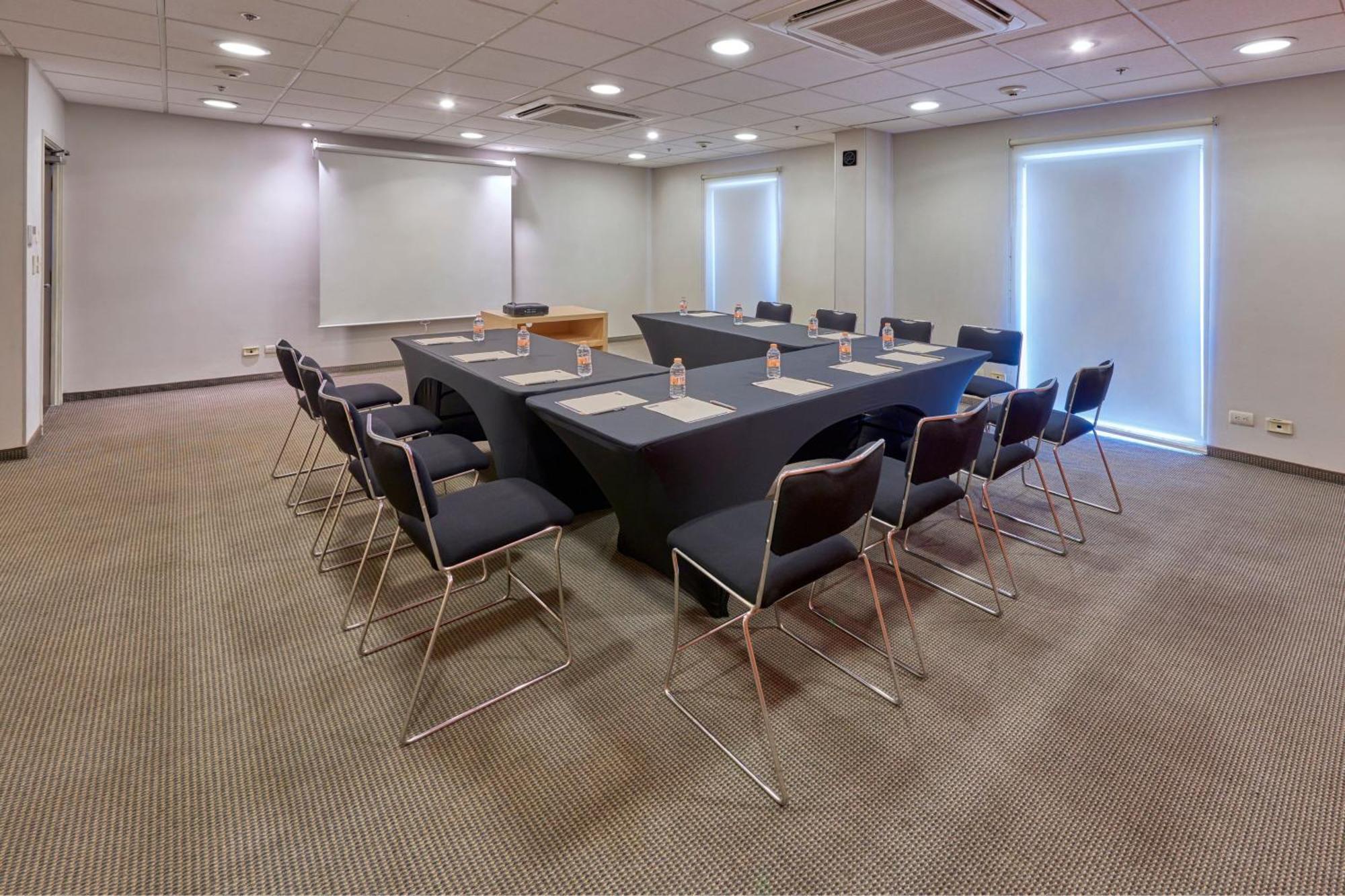 City Express By Marriott Saltillo Sur Ngoại thất bức ảnh