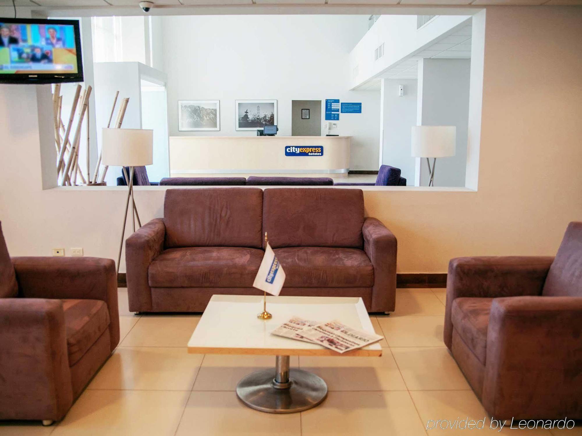 City Express By Marriott Saltillo Sur Ngoại thất bức ảnh