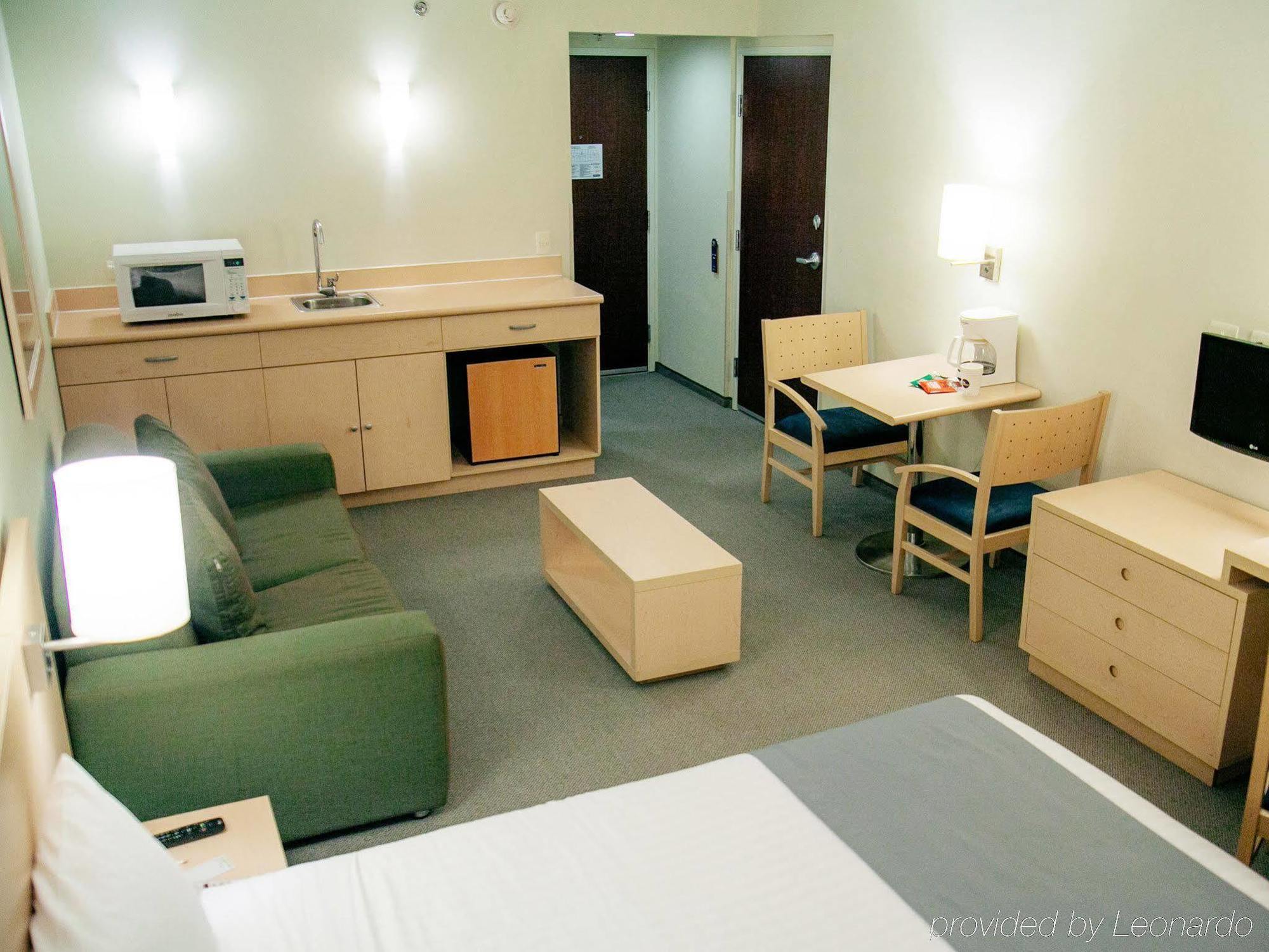 City Express By Marriott Saltillo Sur Ngoại thất bức ảnh